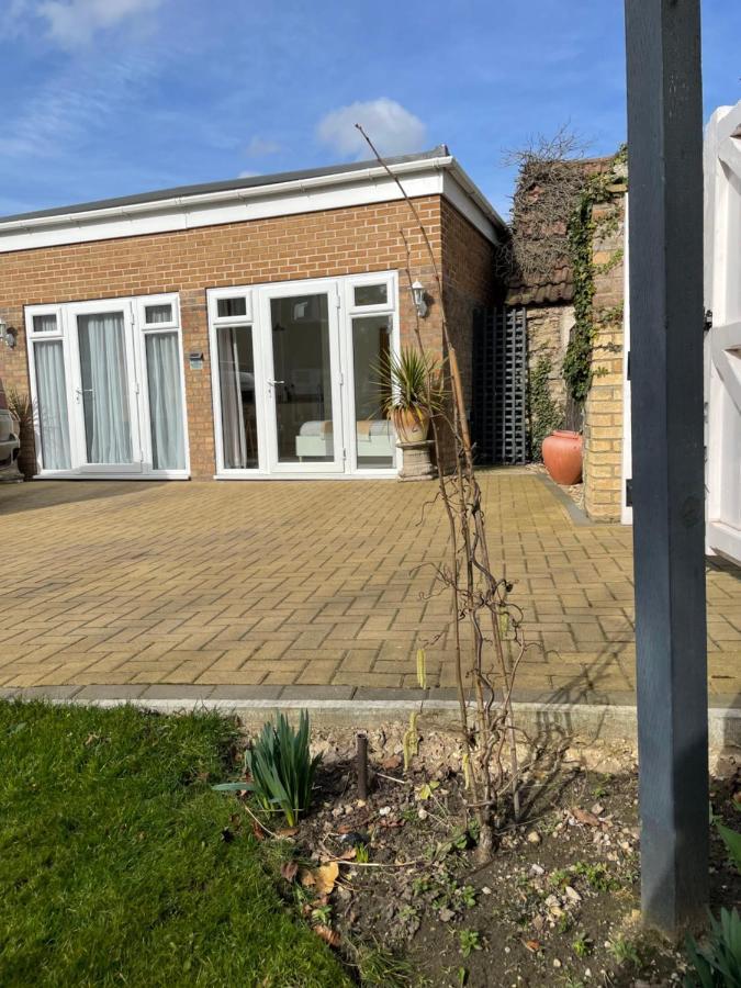 Kirton in Lindsey Garden Room מראה חיצוני תמונה