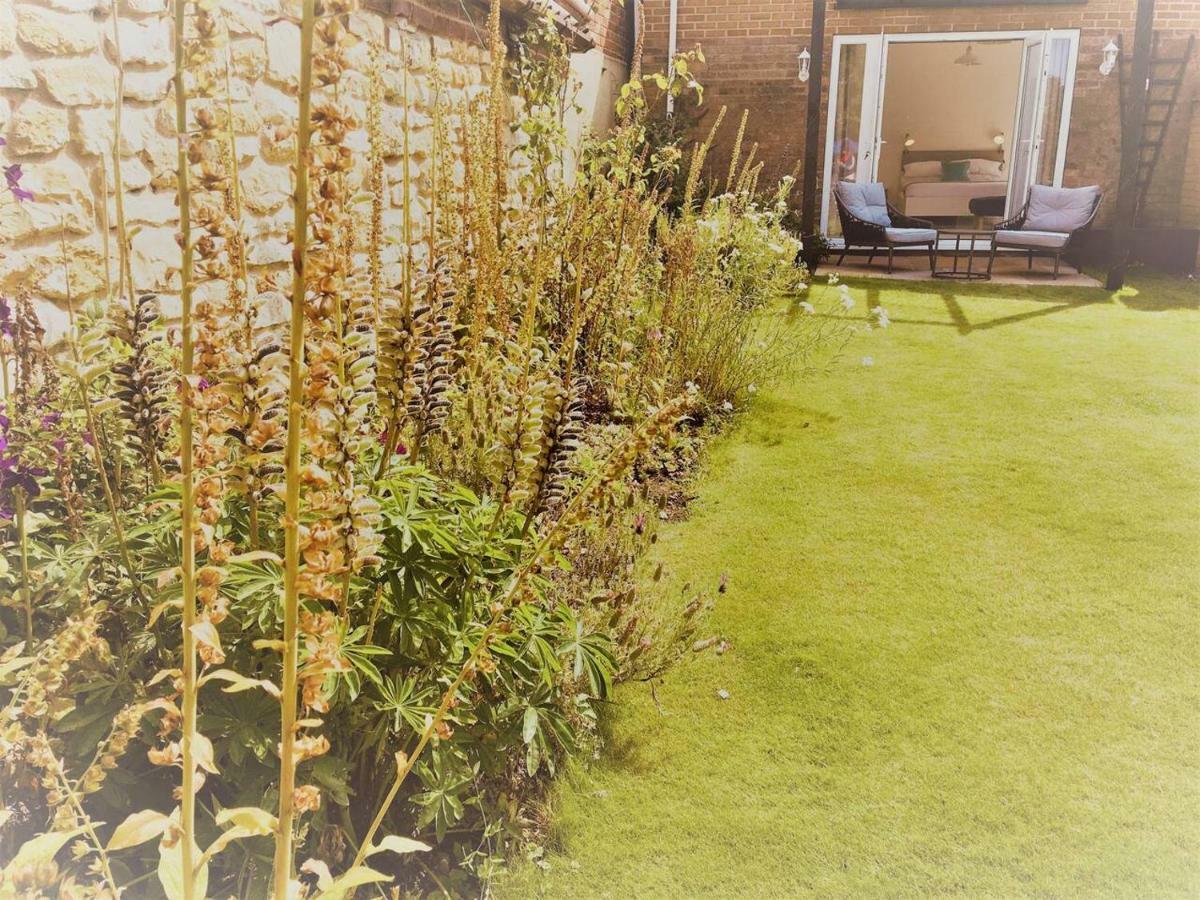 Kirton in Lindsey Garden Room מראה חיצוני תמונה